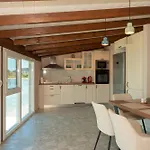 Sea Oasis Villa *