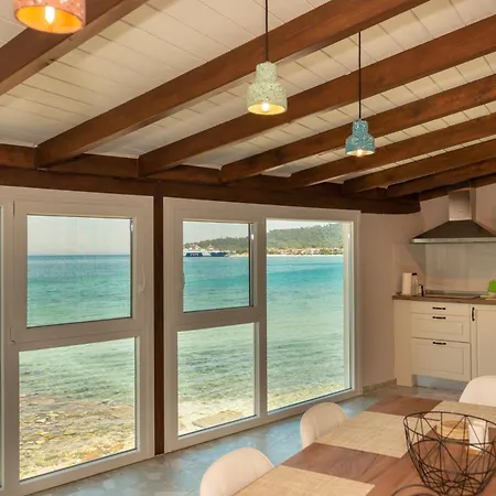 Sea Oasis Willa *